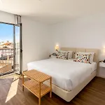 Hotel De 3*