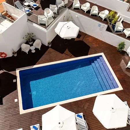 De 3* Olhão