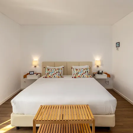 Hotel De 3*